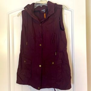 Market & Spruce Brick Red Utility Vest size medium EUC